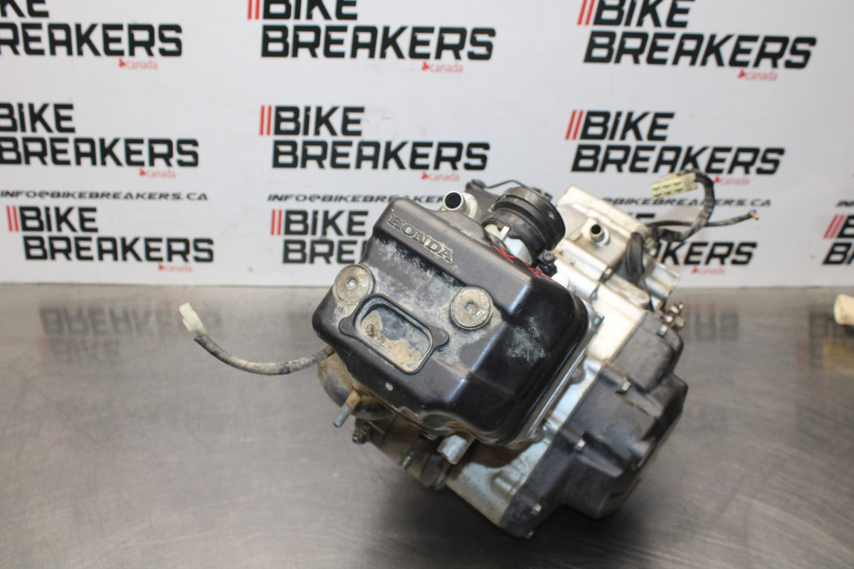 08 HONDA CBR125R ENGINE MOTOR BB804
