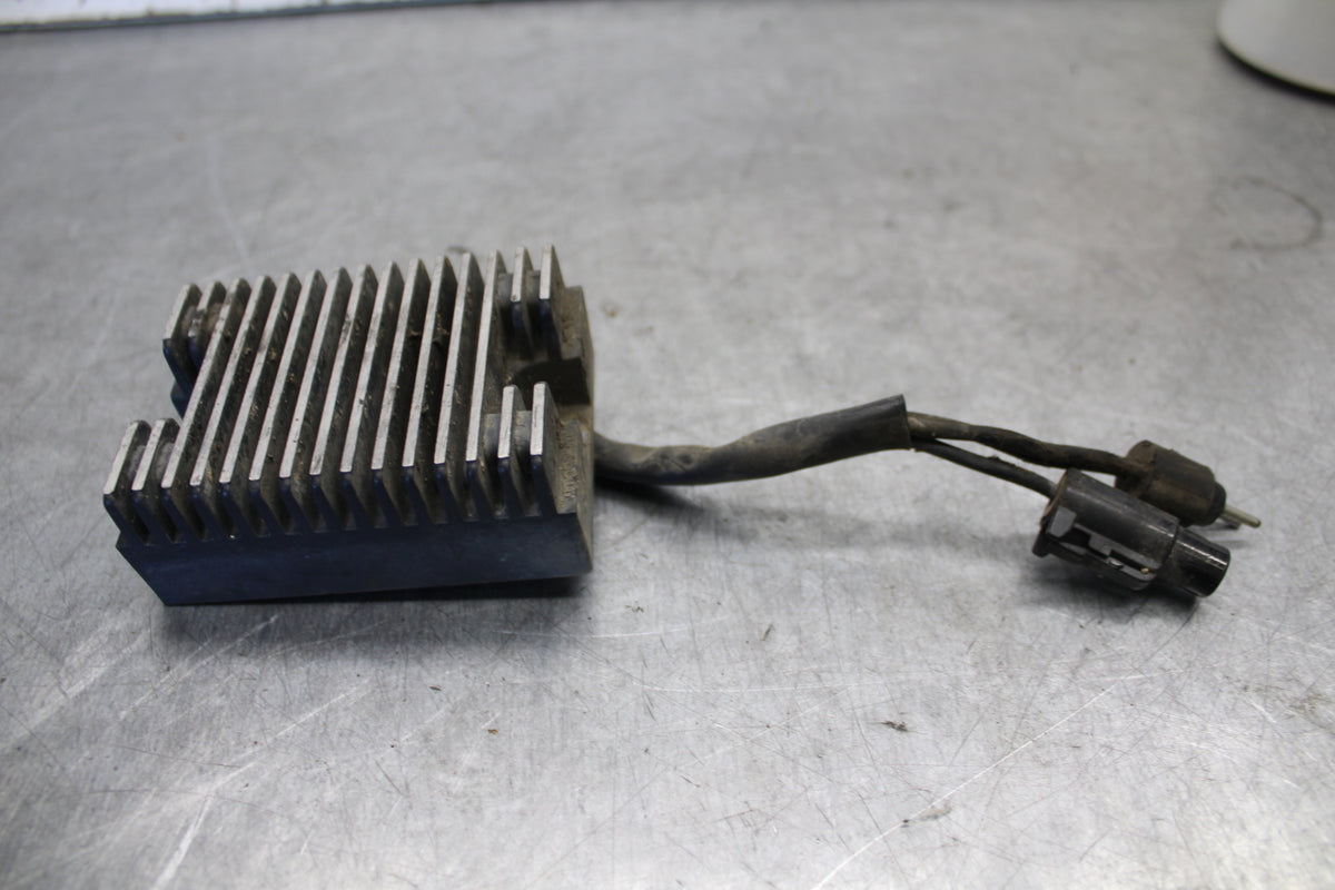 04-16 HARLEY-DAVIDSON SPORTSTER 883 RECTIFIER VOLTAGE REGULATOR BB680