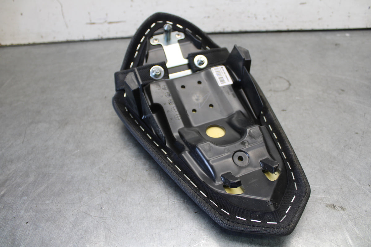 18-23 KAWASAKI NINJA 400 REAR BACK PASSENGER TANDEM SEAT PAD  BB679