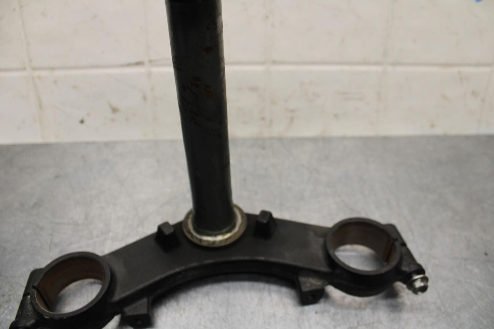 17-20 KAWASAKI Z125 PRO FRONT FORKS CLAMP LOWER TRIPLE TREE STEM BB74