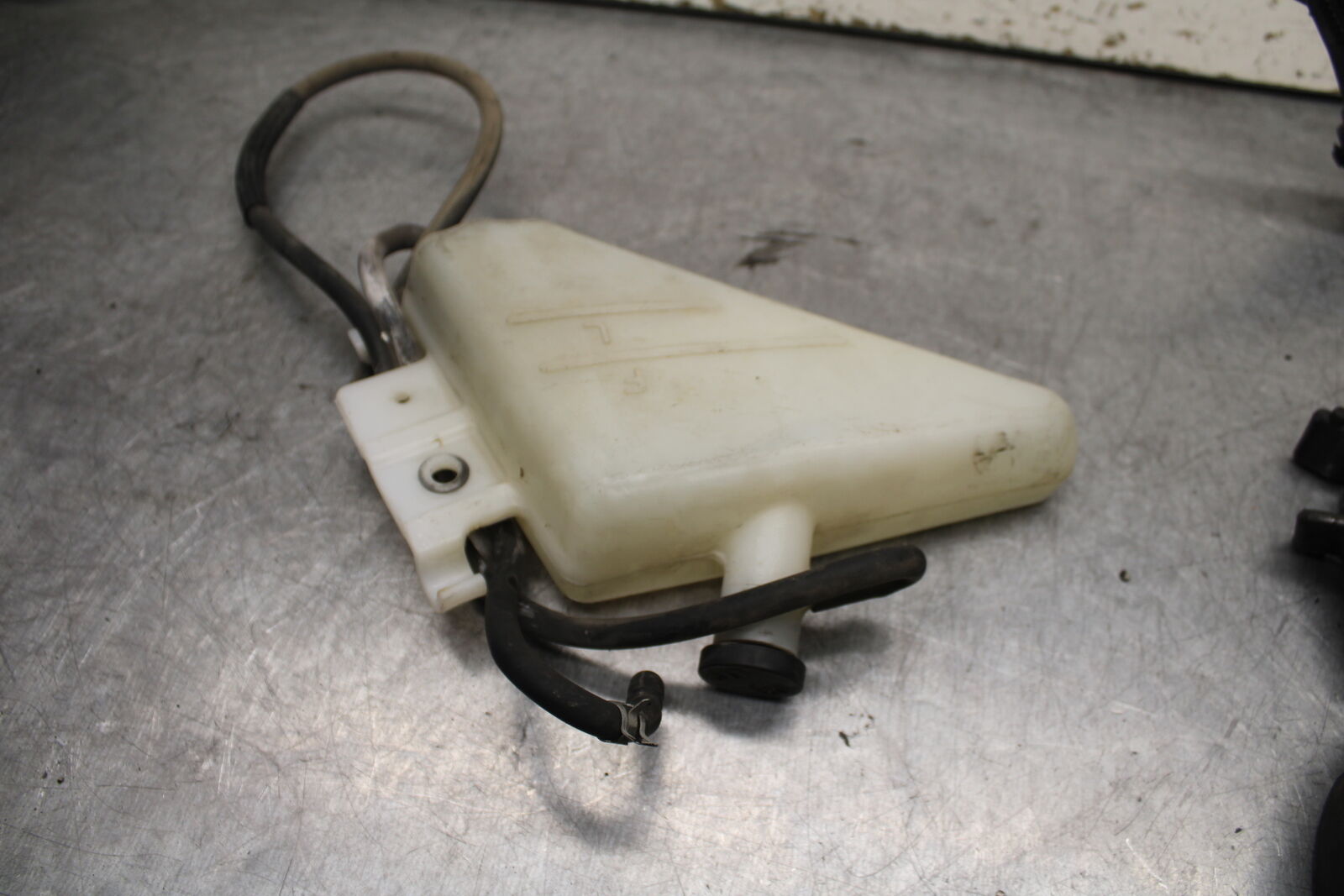 08-09 SUZUKI GSXR600 COOLANT WATER TANK RESERVOIR BOTTLE BB728