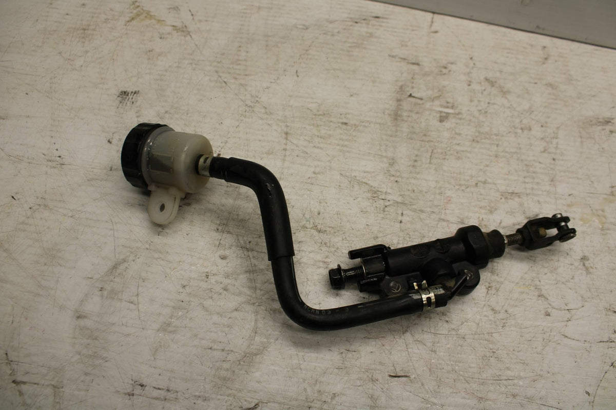 09 YAMAHA FZ6 REAR BACK BRAKE MASTER BREMBO RESERVOIR BB295