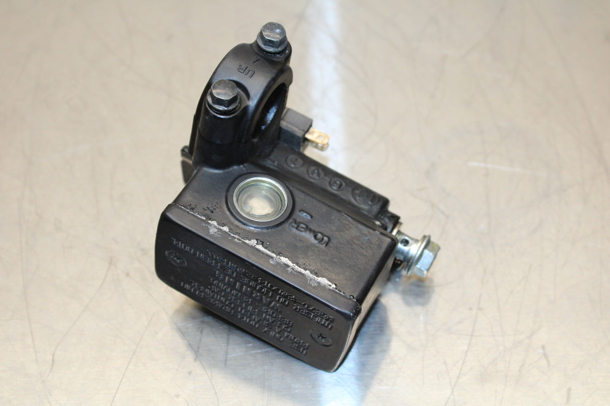 07 SUZUKI BANDIT 600F FRONT BRAKE MASTER CYLINDER BB328