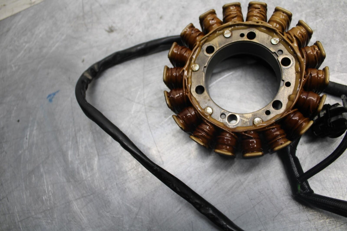 1998 Suzuki TL1000S STATOR GENERATOR ALTERNATOR MAGNETO BB508