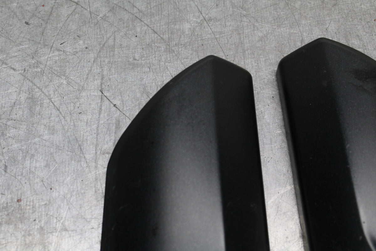 12-17 KAWASAKI ER-6N Z650 FRONT FORK GUARD COVER SET PAIR BB709