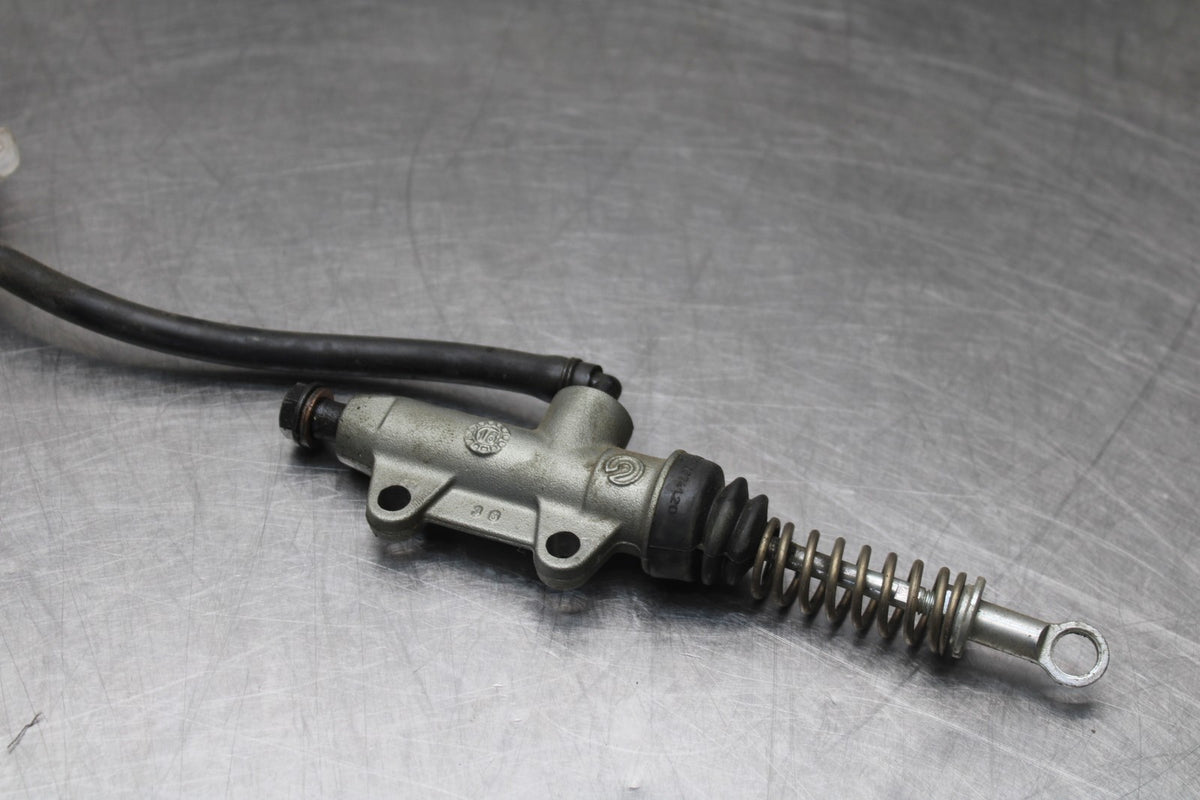 16 DUCATI 959 PANIGALE REAR BACK BRAKE MASTER CYLINDER W RESERVOIR BB912