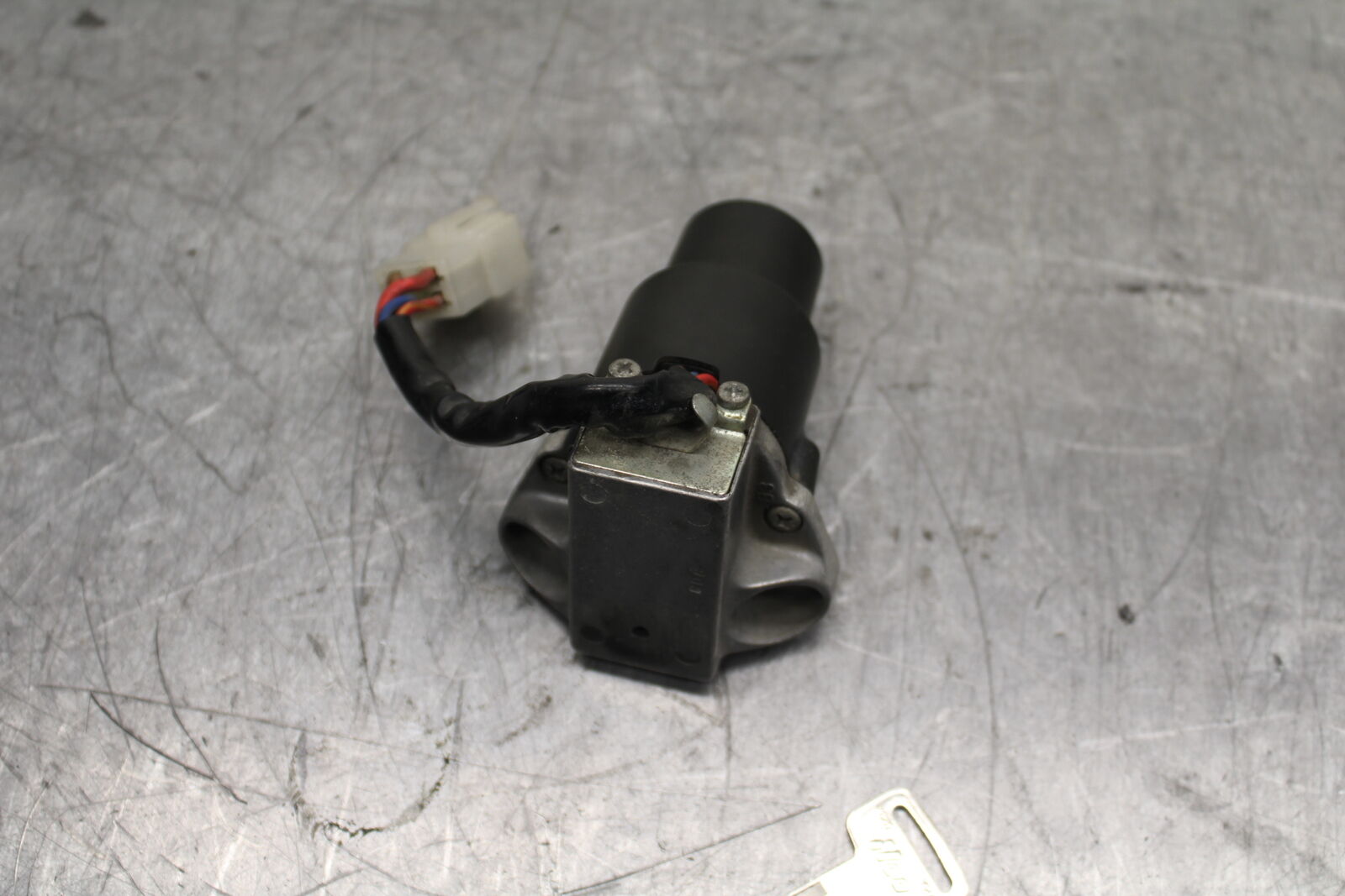 78-81 YAMAHA XS1100 IGNITION LOCK W KEY BB107