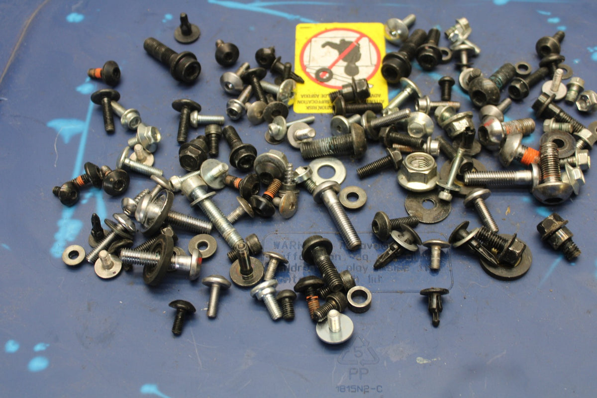 23-24 YAMAHA MT-07 MOUNTING BOLTS HARDWARE MOTOR SCREWS BB194