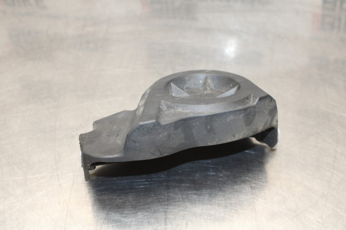 08 KAWASAKI NINJA ZX10R ENGINE SPROCKET COVER BB201