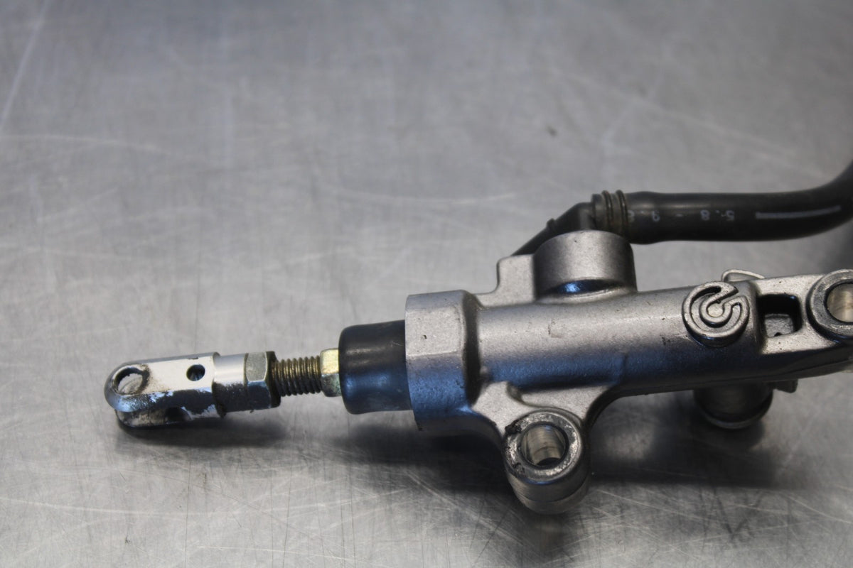 03-04 YAMAHA YZF R6 REAR BACK BRAKE MASTER CYLINDER W RESERVOIR BB890