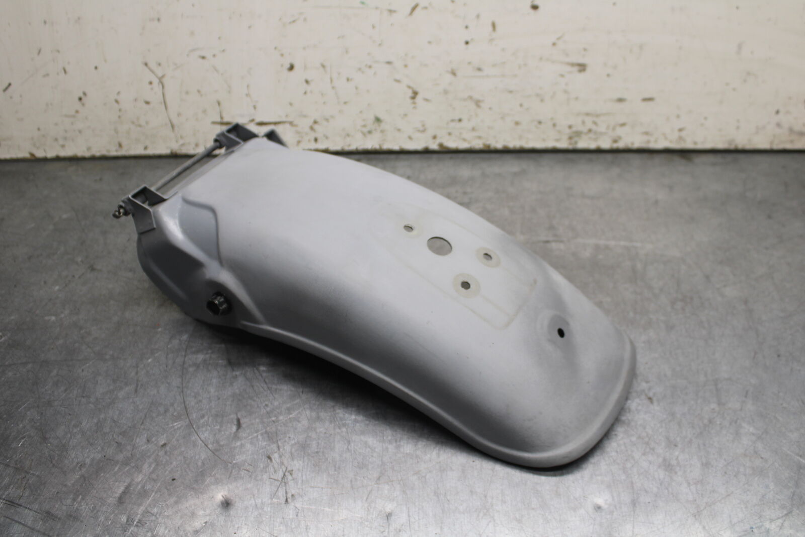 78-81 YAMAHA XS1100 REAR BACK FENDER MUD GUARD BB107