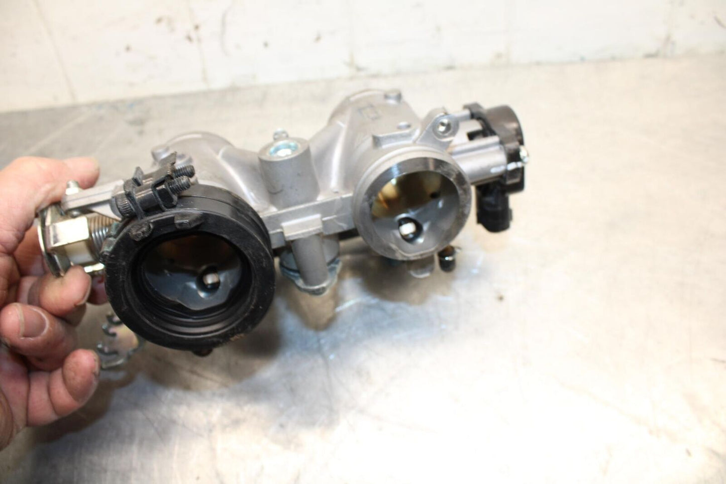 18-20 YAMAHA MT-07  MT-07 ABS MAIN FUEL INJECTORS / THROTTLE BODIES BB454