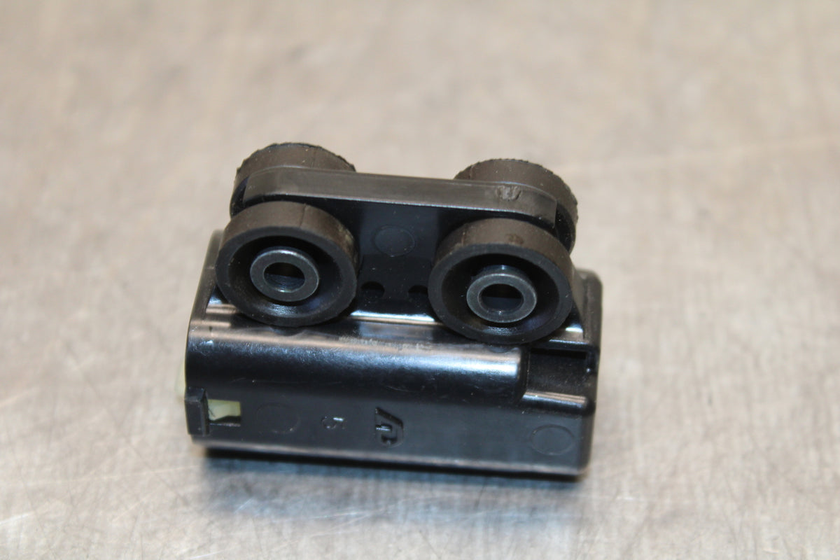 08-16 YAMAHA YZF R6 TIP OVER BANK ANGLE CRASH SENSOR SWITCH  BB131