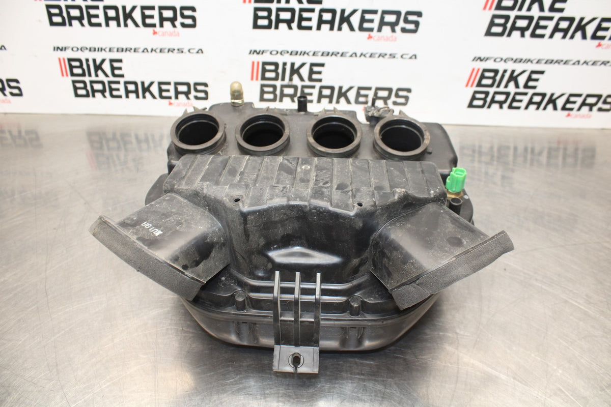 04-05 SUZUKI GSXR600 AIRBOX AIR INTAKE FILTER BOX BB792
