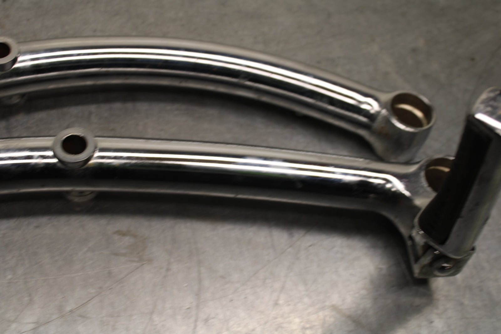 87-03 SUZUKI INTRUDER 1400 VS1400GLP REAR STRUT BACK PEG SET PAIR BB752