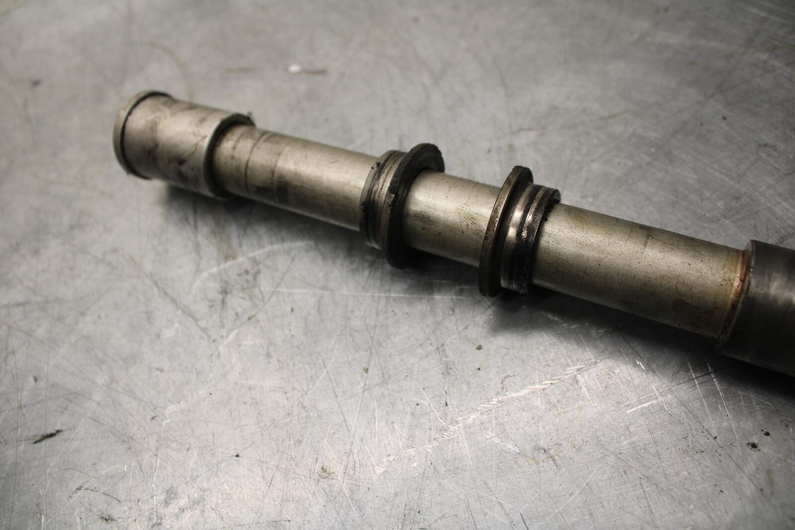 05-06 KAWASAKI NINJA ZX6R 636 FRONT WHEEL RIM AXLE PIVOT BOLT BB505