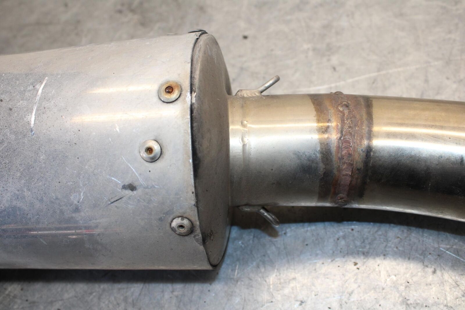 1998 Yamaha YZF R1 AFTERMARKET EXHAUST PIPE MUFFLER SLIP ON CAN SILENCER BB53