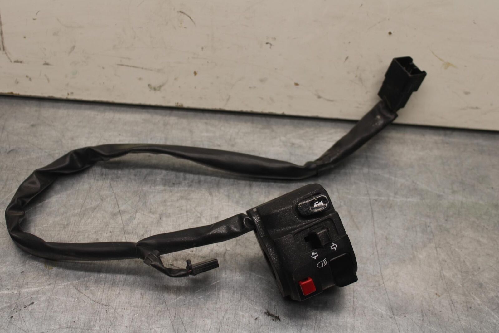 12-17 KAWASAKI ER-6N Z650 LEFT CLIP ON HANDLE HORN SIGNALS SWITCH  BB607