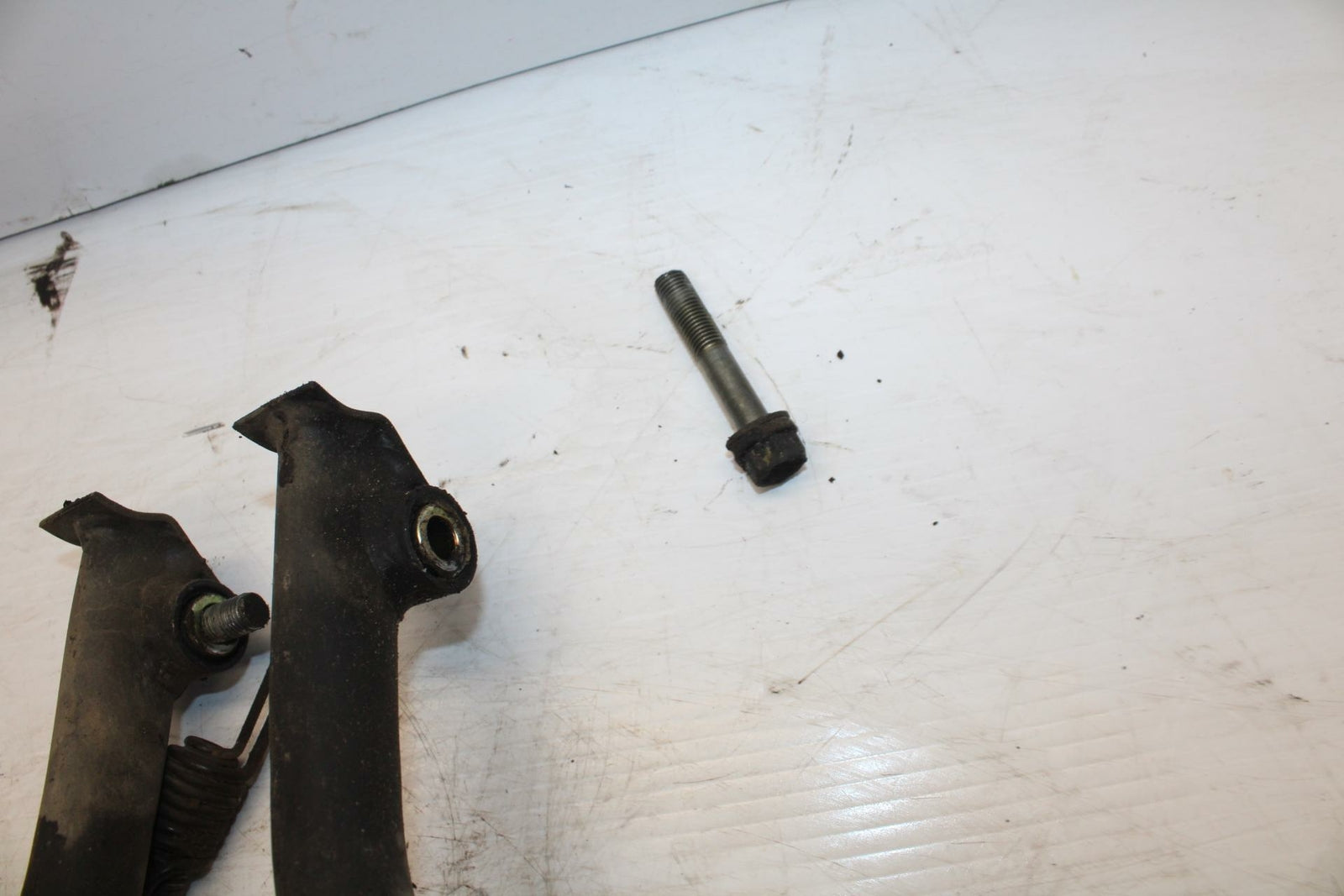 04-09 SUZUKI GS500F CENTER MAIN STAND 42100-01D90-ENM BB261