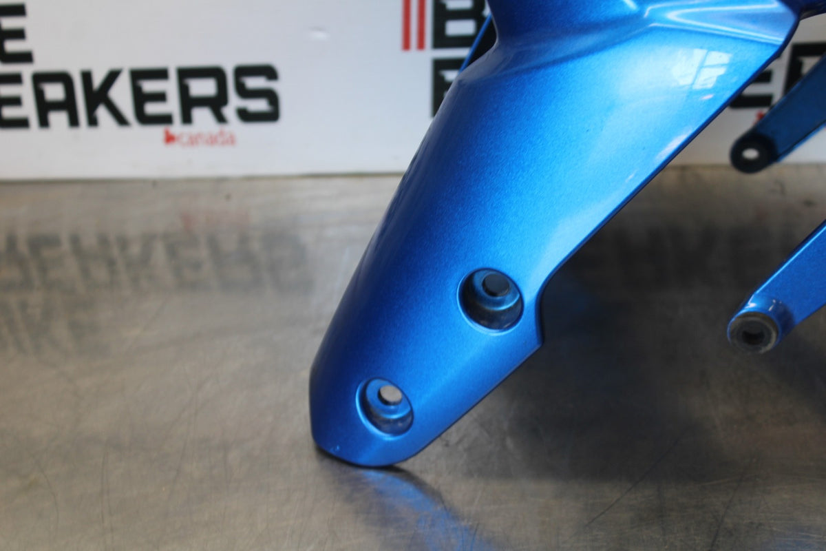 18 SUZUKI GSXR750 FRONT WHEEL FENDER COWL FAIRING BB891