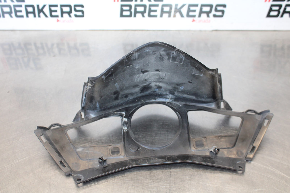 06-07 HONDA INTERCEPTOR 800 VFR800 SPEEDO CLUSTER GAUGE CLUSTER TRIM BB917