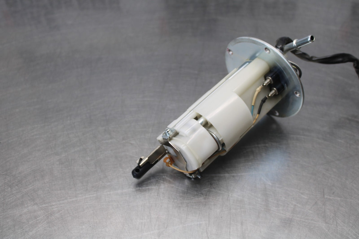 13-18 KAWASAKI NINJA ZX6R FUEL PUMP GAS PETROL SENDER UNIT BB908