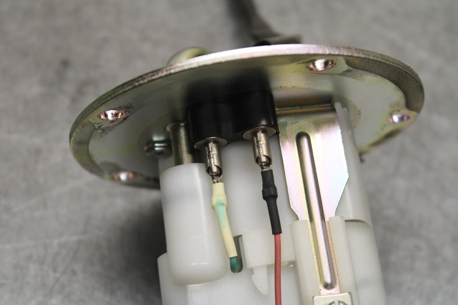 18-24 KAWASAKI NINJA 650 FUEL PUMP GAS PETROL SENDER UNIT BB725