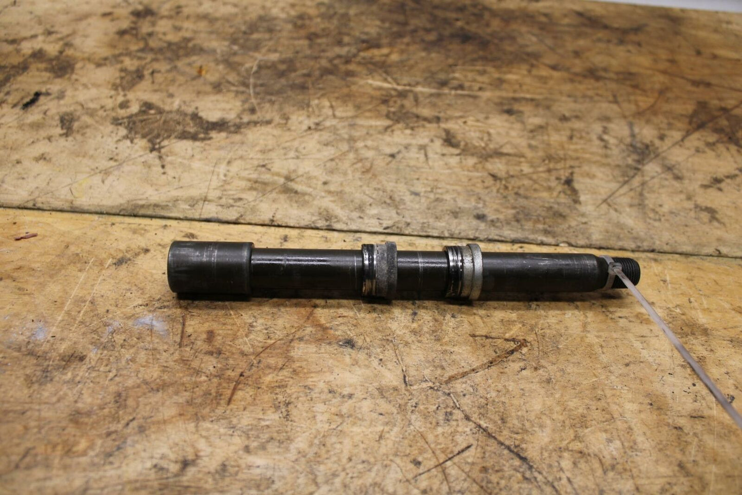 06-15 YAMAHA FZ1 FRONT WHEEL RIM AXLE PIVOT BOLT BB326