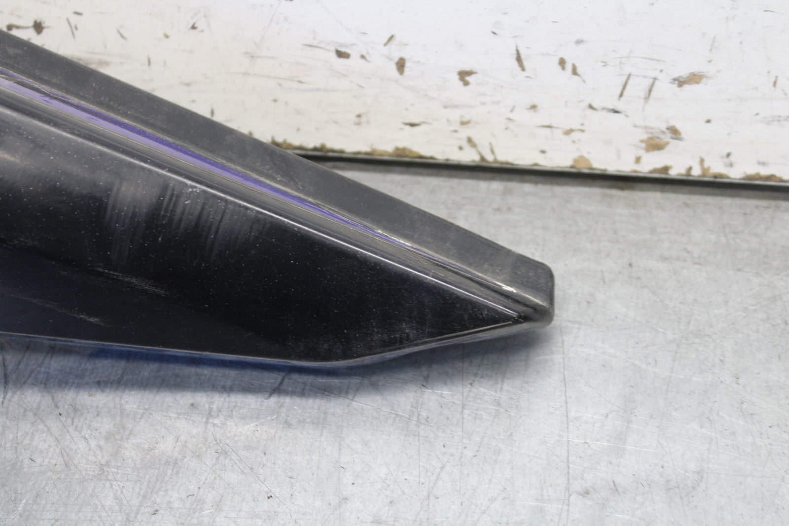 07-09 YAMAHA FZ6 RIGHT REAR BACK TAIL FAIRING COWL SHROUD BB713