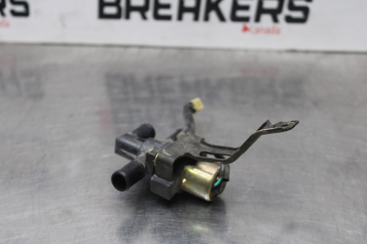 05 YAMAHA YZF R6 AIR VALVE SOLENOID TOP ENGINE SWITCH SENSOR BB858