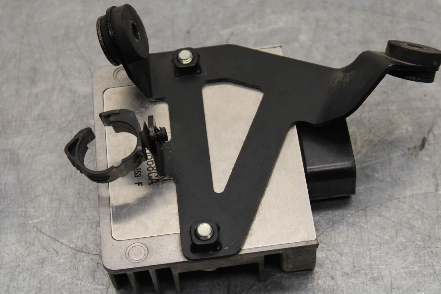 20 KAWASAKI Z400 ER400 ABS RECTIFIER VOLTAGE REGULATOR BB586