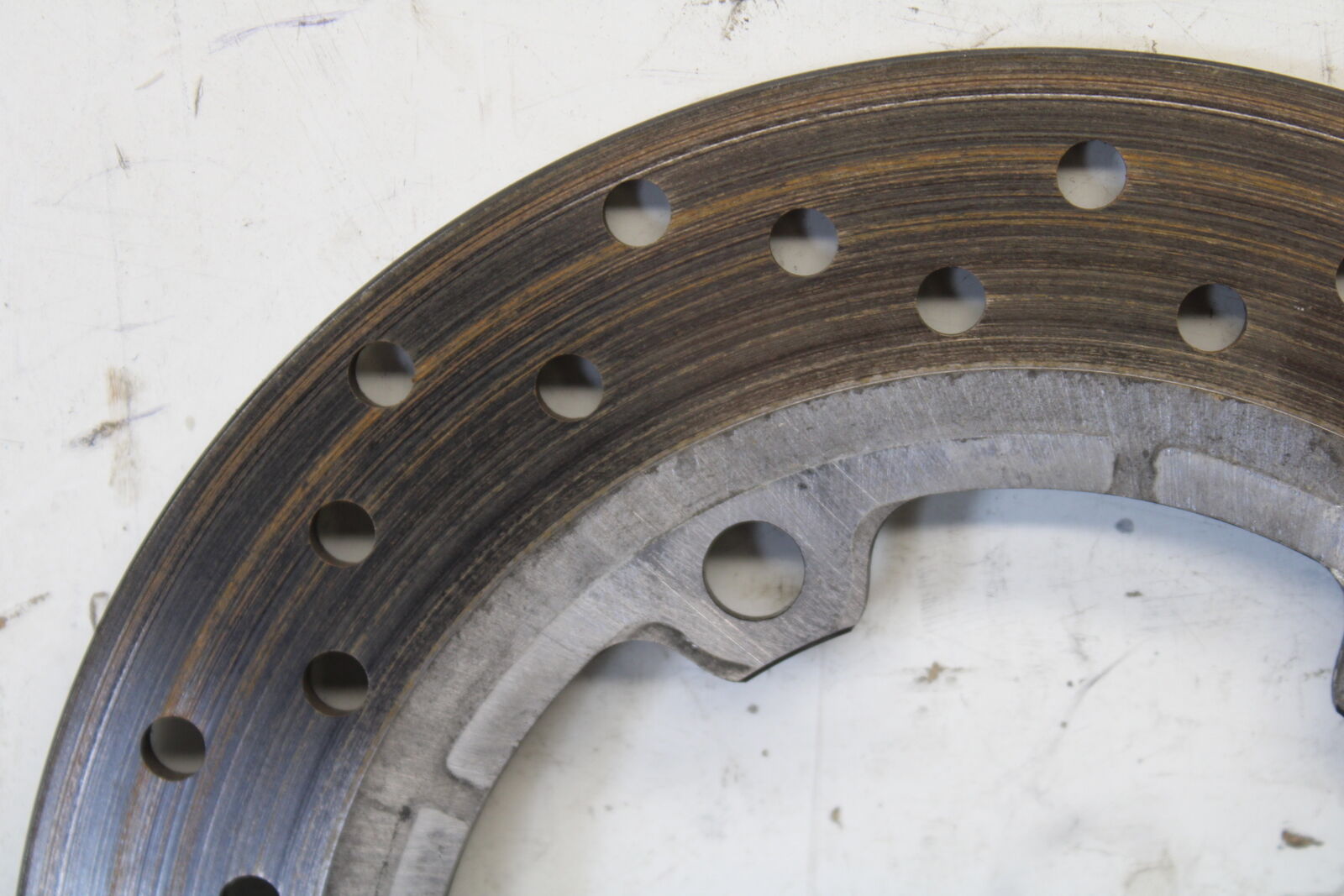 08-16 YAMAHA YZF R6 REAR ROTOR BACK BRAKE DISC 5SL-2582W-00-00 BB665