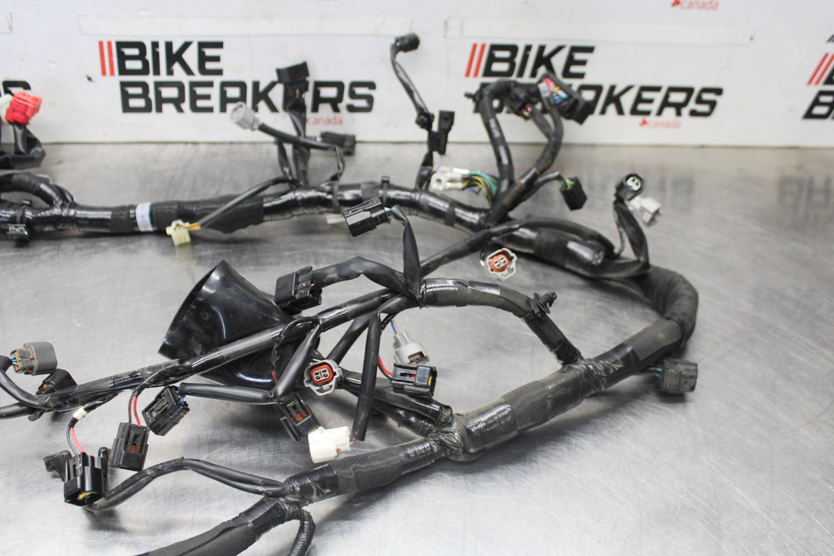 24-25 KAWASAKI NINJA ZX6R MAIN ENGINE WIRING HARNESS MOTOR WIRE LOOM BB939