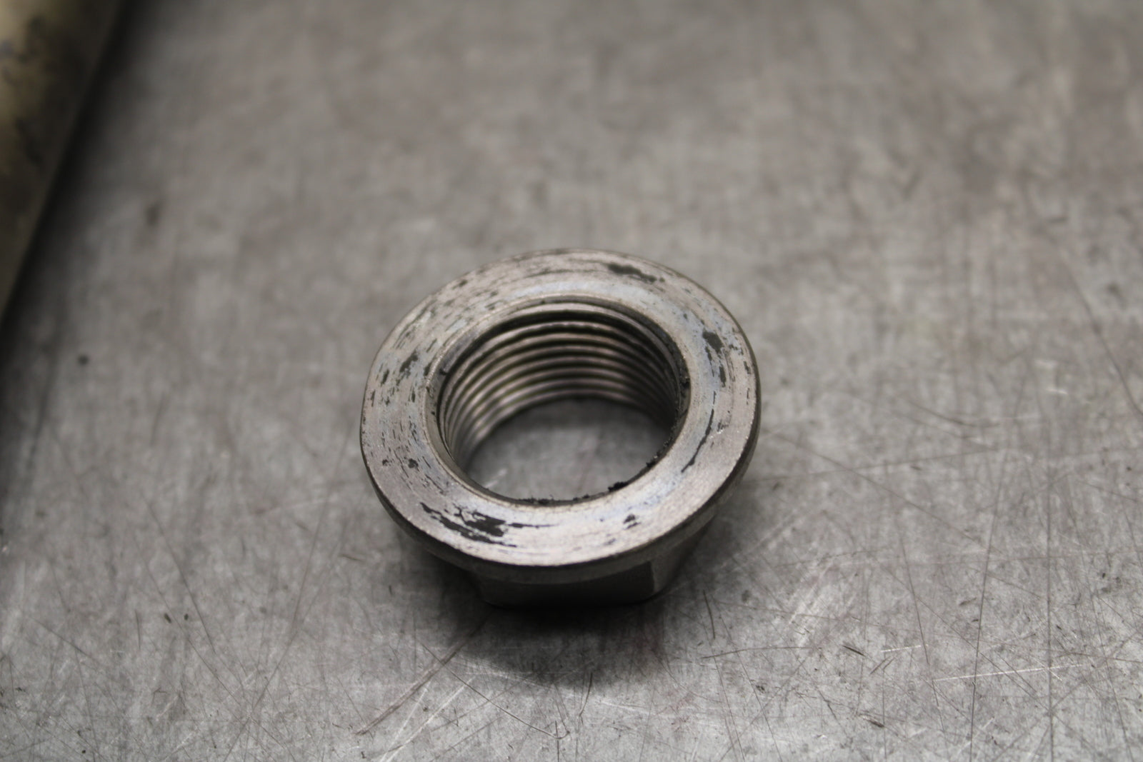 13-18 KAWASAKI NINJA ZX6R REAR BACK SWINGARM BOLT SUSPENSION PIVOT AXLE BB666