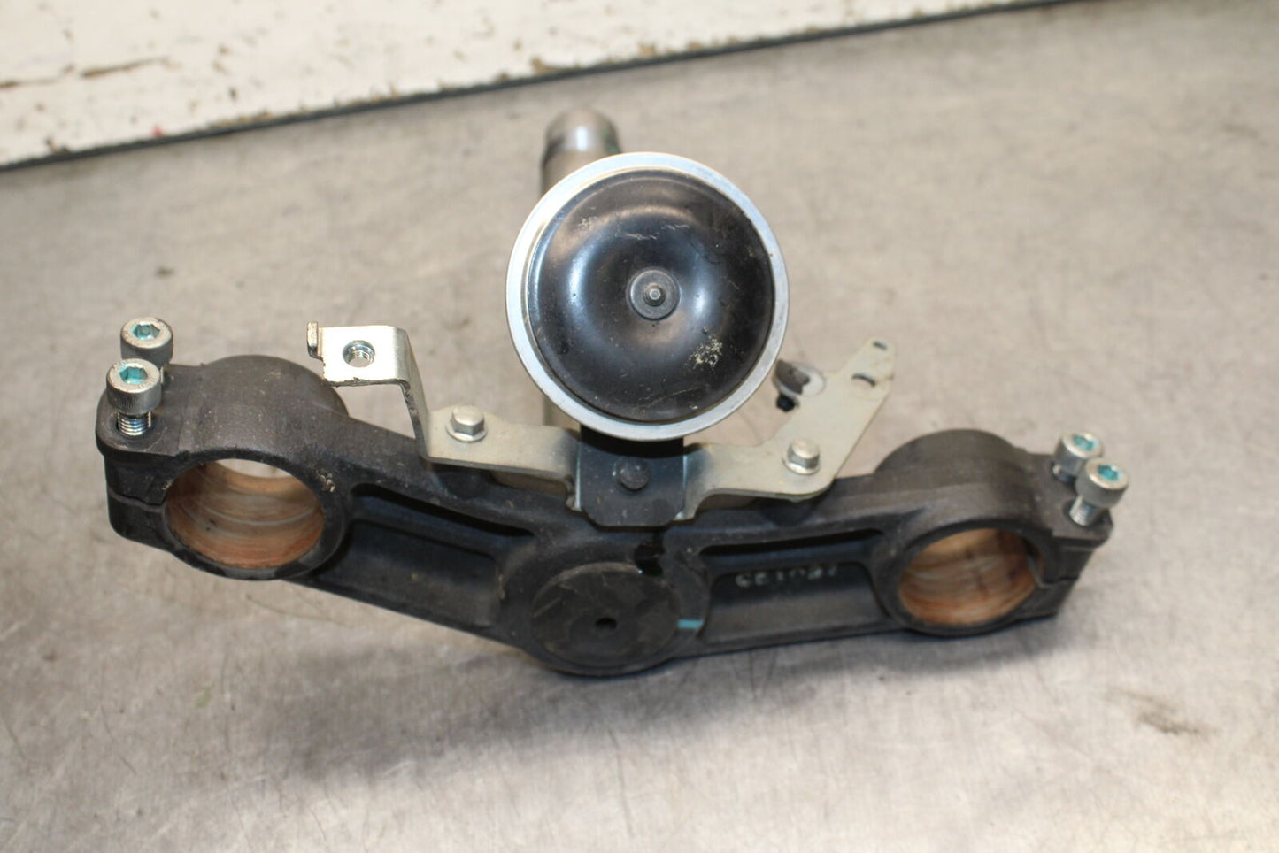 14-15 KAWASAKI NINJA 650 EX650F ABS FRONT CLAMP LOWER TRIPLE TREE STEM BB741