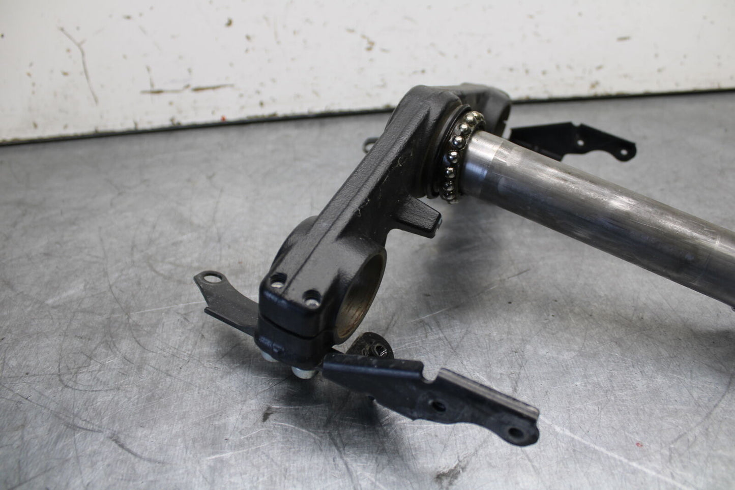 12-17 KAWASAKI ER-6N Z650 FRONT FORKS CLAMP LOWER TRIPLE TREE STEM BB709