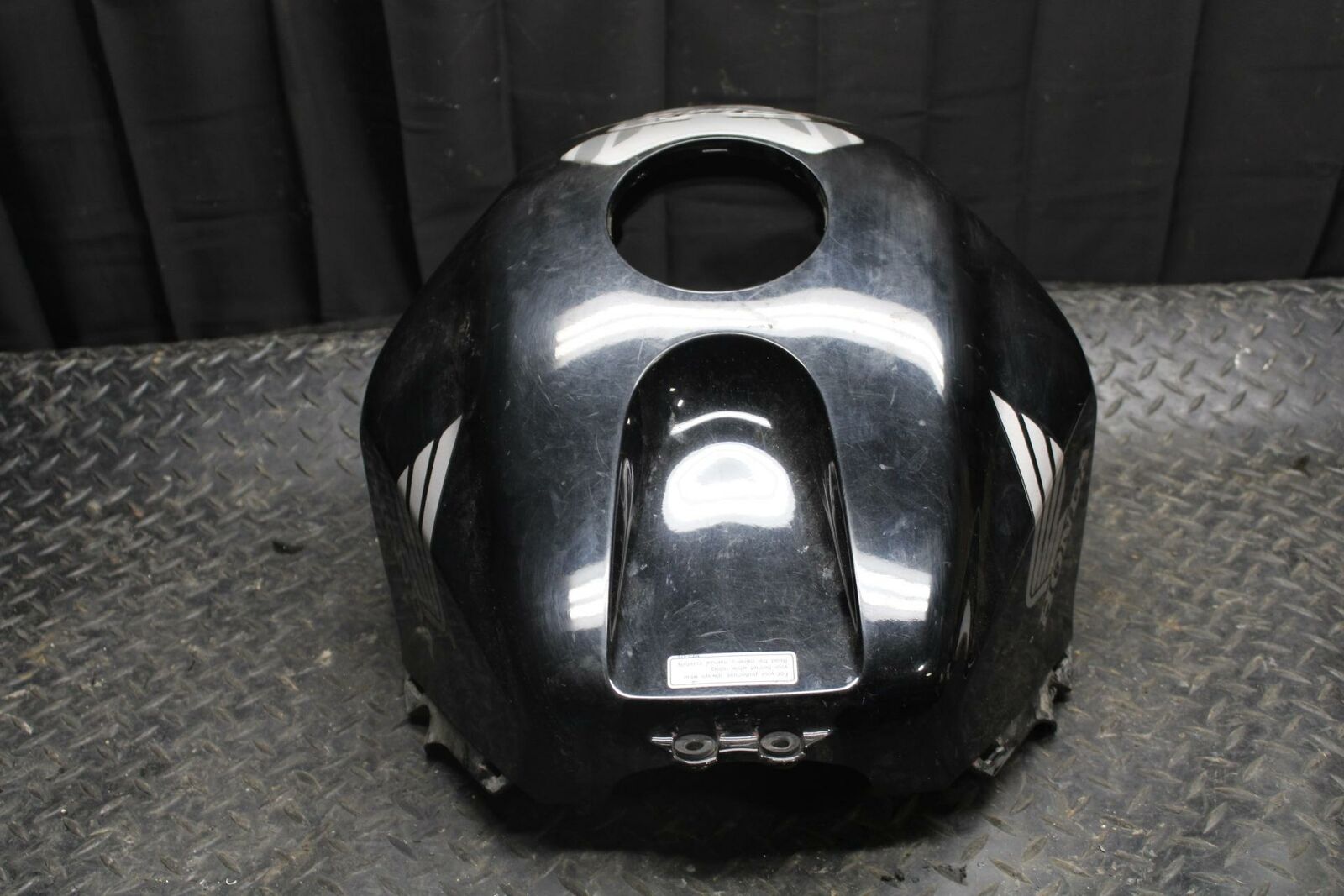 03-04 HONDA CBR600RR GAS TANK FUEL CELL COVER FAIRING COWL BB218