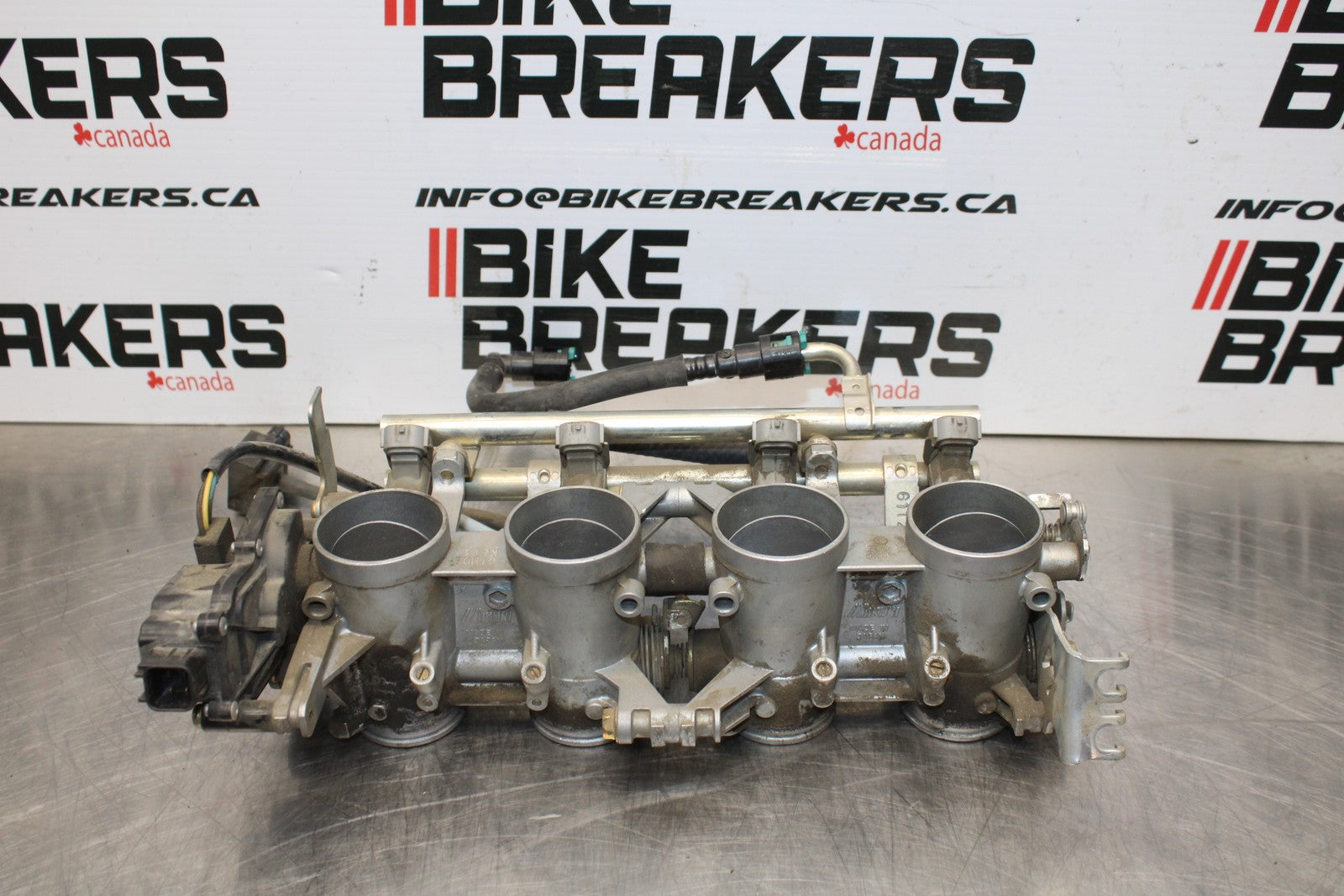 06-07 SUZUKI GSXR 600 MAIN FUEL INJECTORS / THROTTLE BODIES BB178