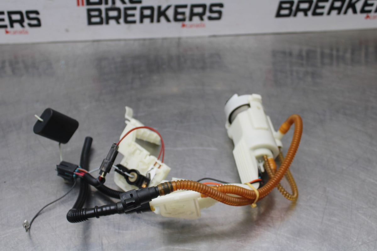 08 HARLEY-DAVIDSON ELECTRA GLIDE POLICE EFI FLHTPI FUEL GAS PUMP BB816