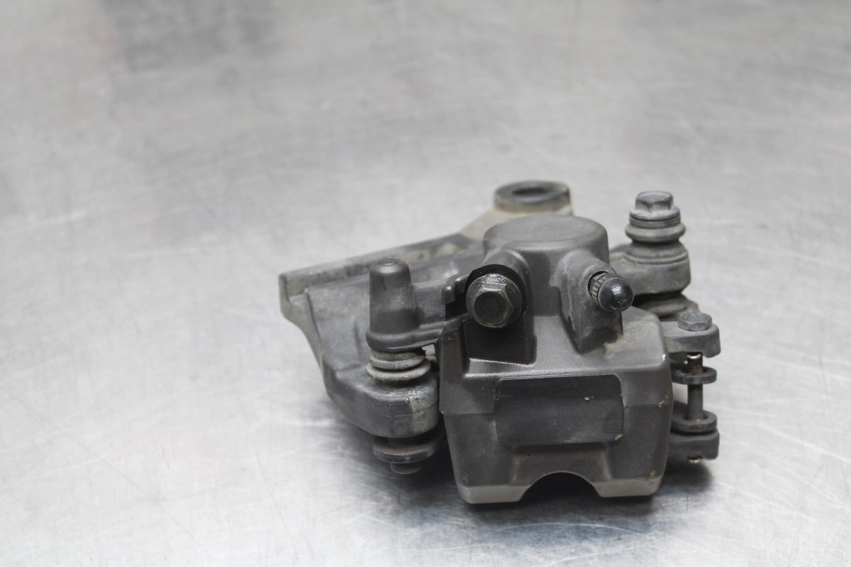 17-18 YAMAHA YZF R3 REAR BACK BRAKE CALIPER W MOUNT BRACKET BB813