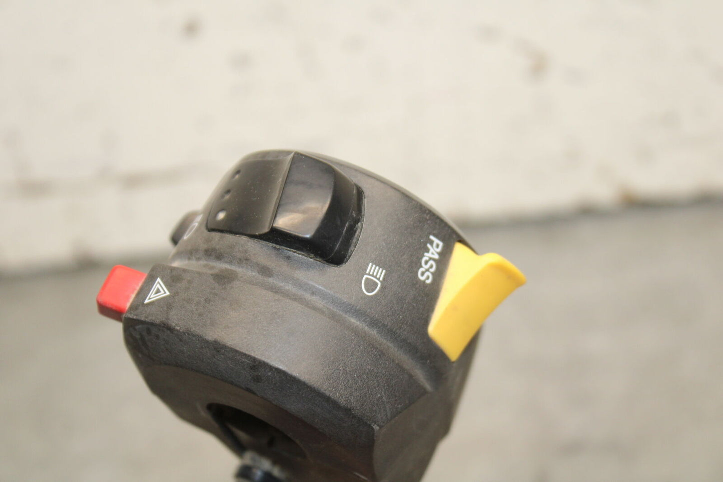 08-10 SUZUKI GSXR 600 LEFT CLIP ON HANDLE HORN SIGNALS SWITCH SWITCHES  BB721
