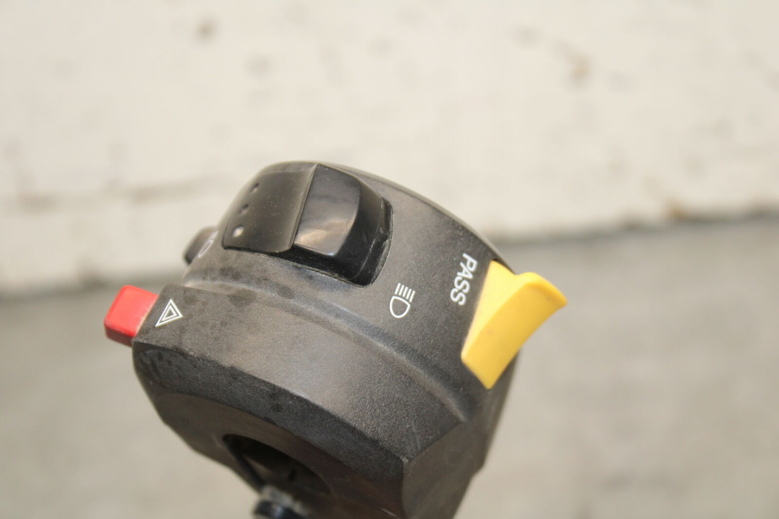 08-10 SUZUKI GSXR 600 LEFT CLIP ON HANDLE HORN SIGNALS SWITCH SWITCHES  BB721