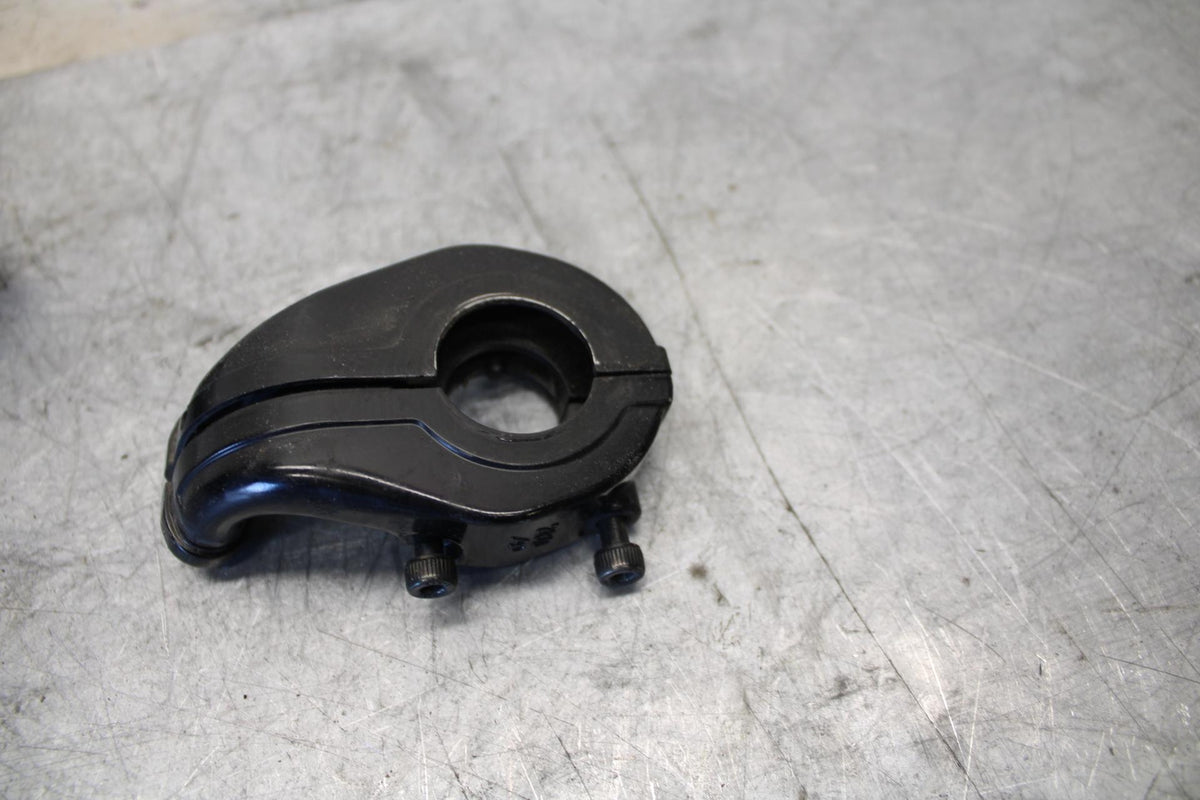 2009 Yamaha YZF R6 THROTTLE CABLE LINE HOUSING GUIDE 3XW-26282-01-00 BB532