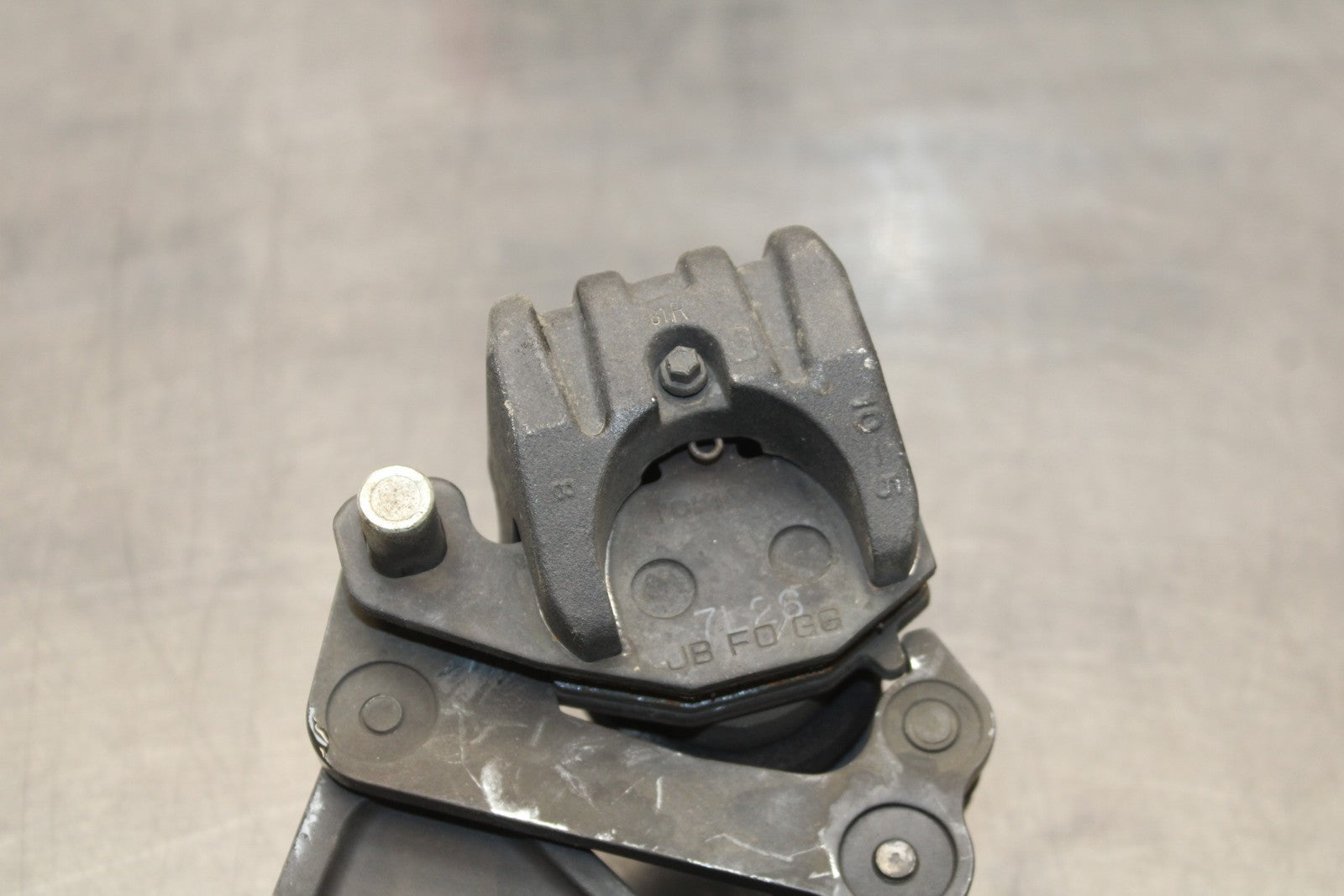 08 KAWASAKI NINJA ZX10R REAR BACK BRAKE CALIPER W MOUNT BRACKET BB201