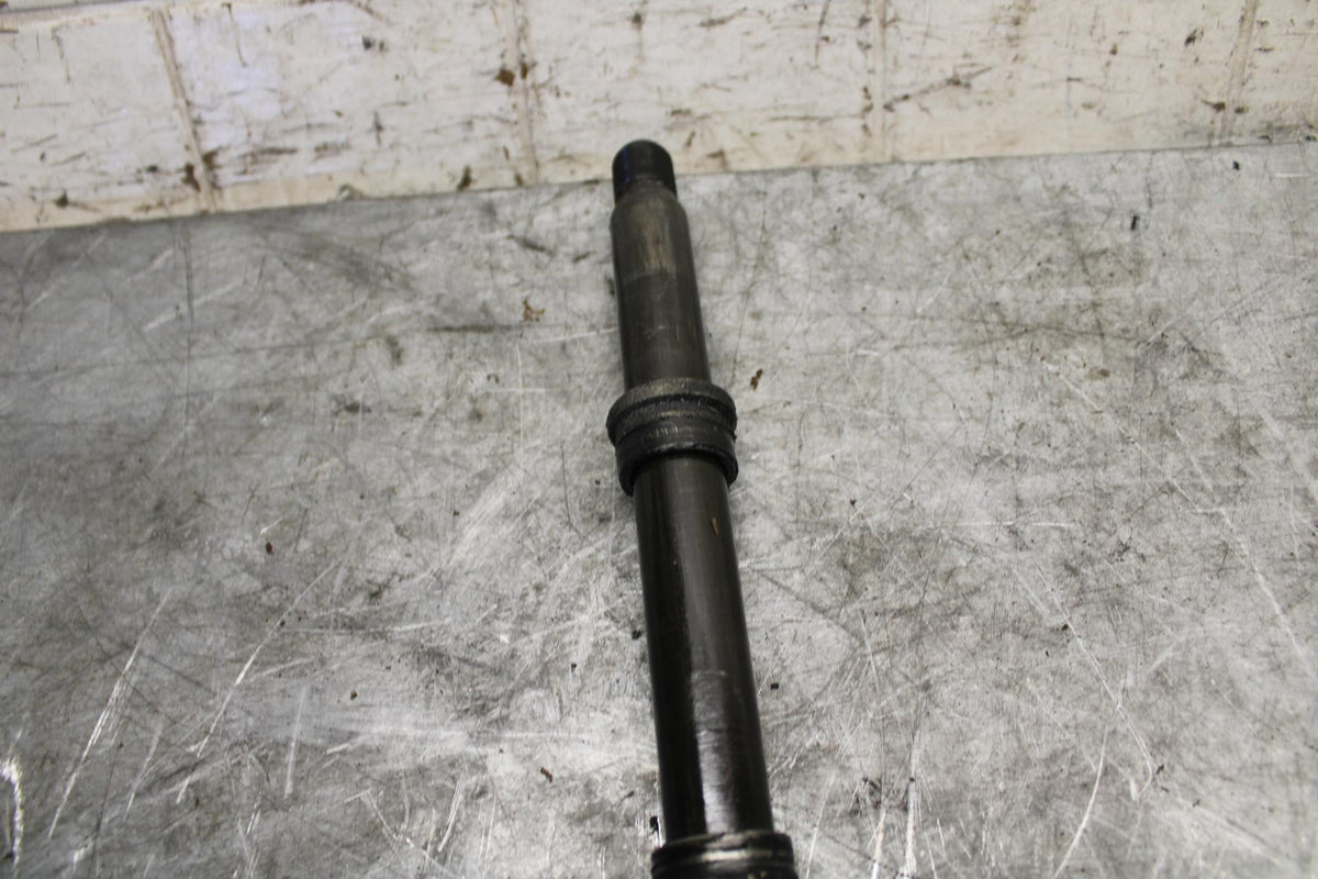 2002 Yamaha YZF R6 FRONT WHEEL RIM AXLE PIVOT BOLT 4XV-25181-00-00 BB545