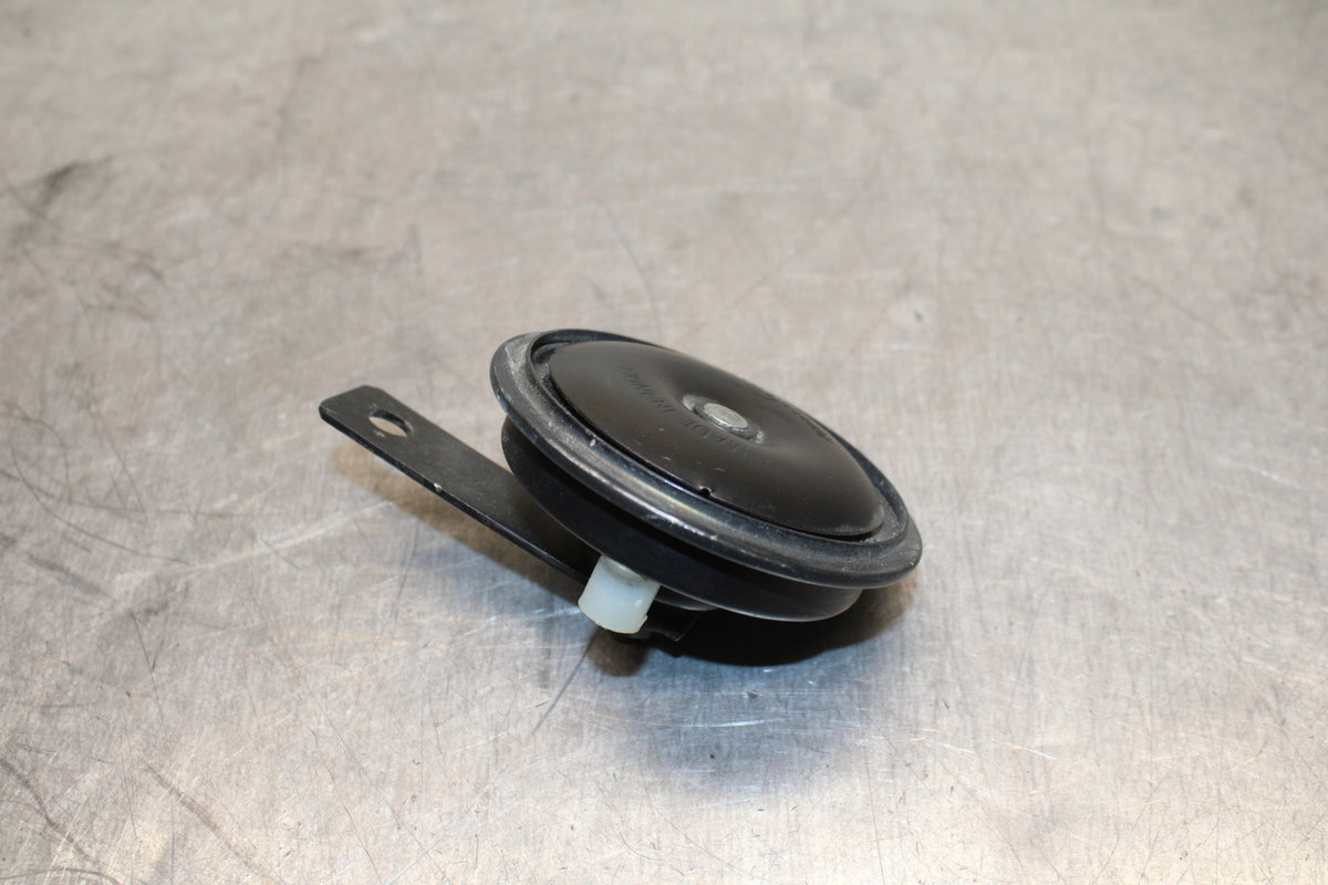 17-24 KTM 390 DUKE HORN SIGNAL BB734
