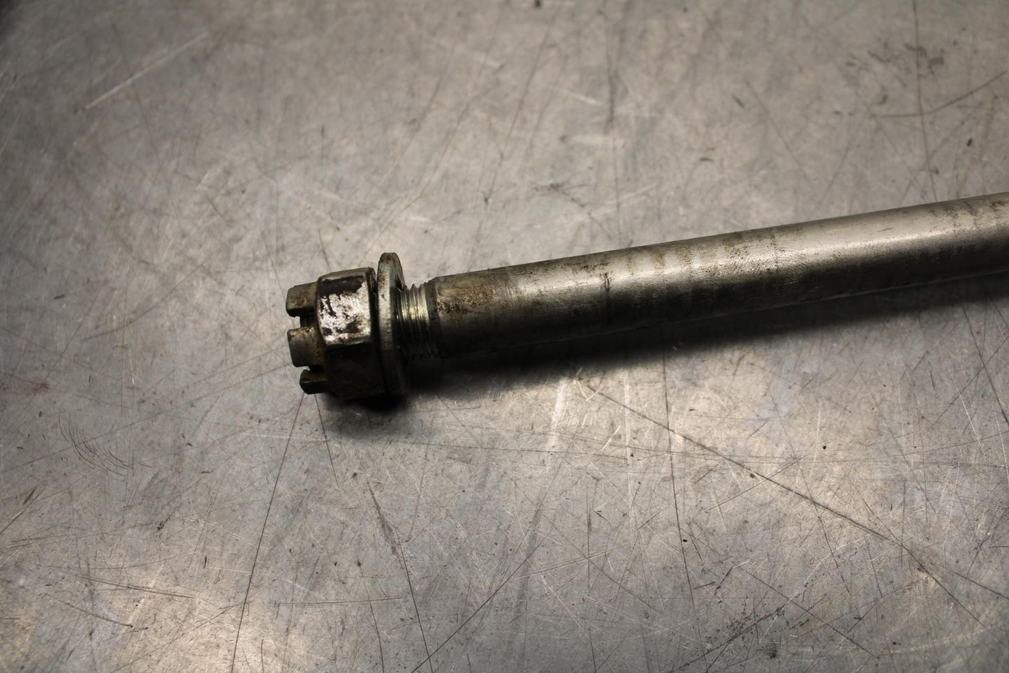 2015 Kawasaki Ninja 300 EX300 FRONT WHEEL RIM AXLE PIVOT BOLT 41068-0024 BB61