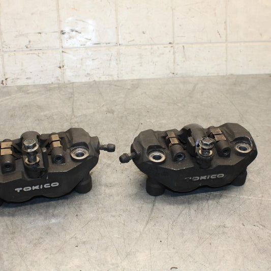 2009 Suzuki GSXR600 RIGHT LEFT FRONT BRAKE CALIPER SET PAIR CALIPERS BB527