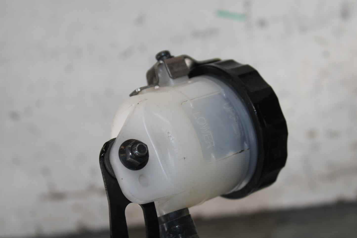 19-23 KAWASAKI NINJA ZX6R FRONT BRAKE MASTER CYLINDER w/ LEVER BB701