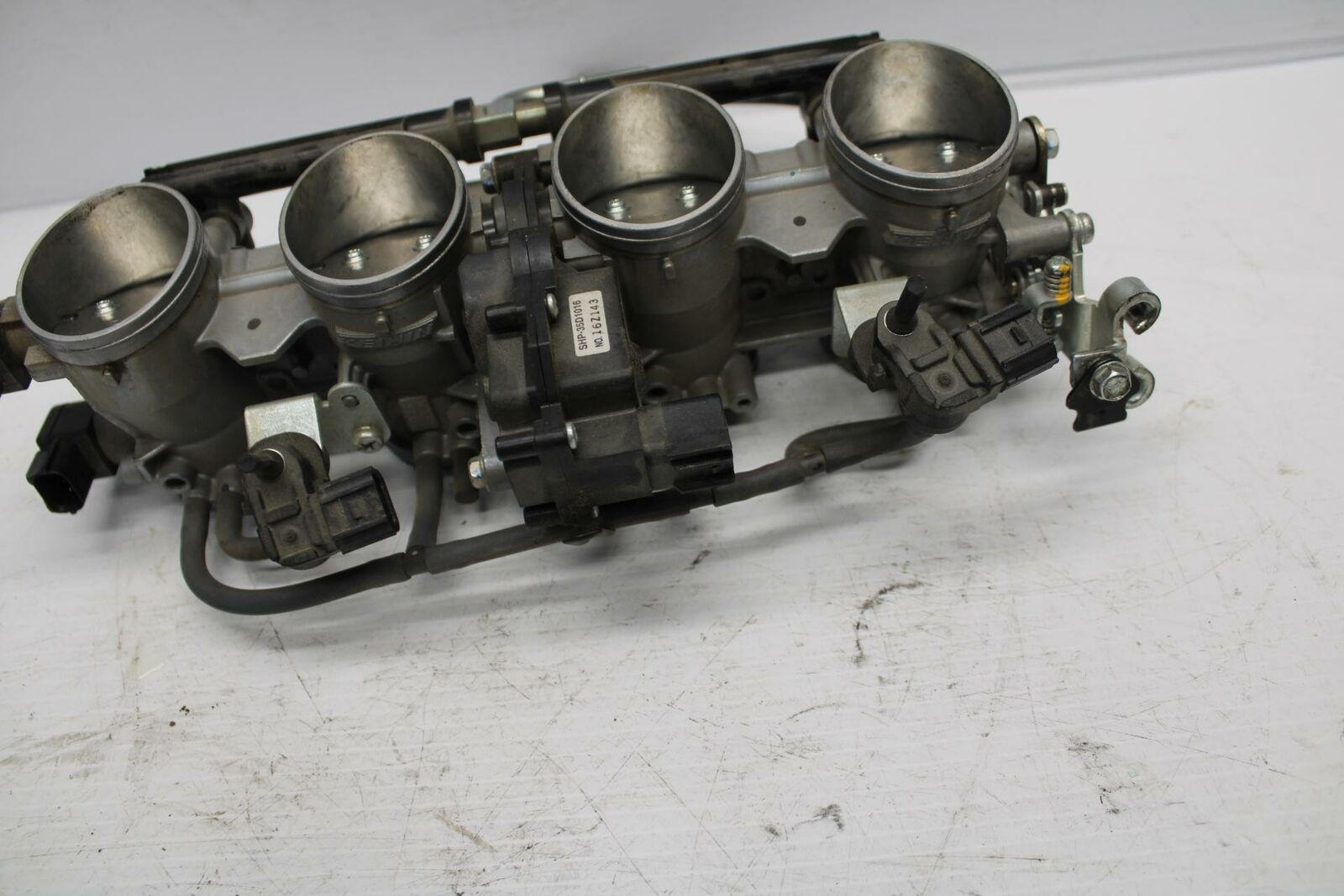 13-18 KAWASAKI NINJA ZX6R MAIN FUEL INJECTORS / THROTTLE BODIES 16163-0773 BB240